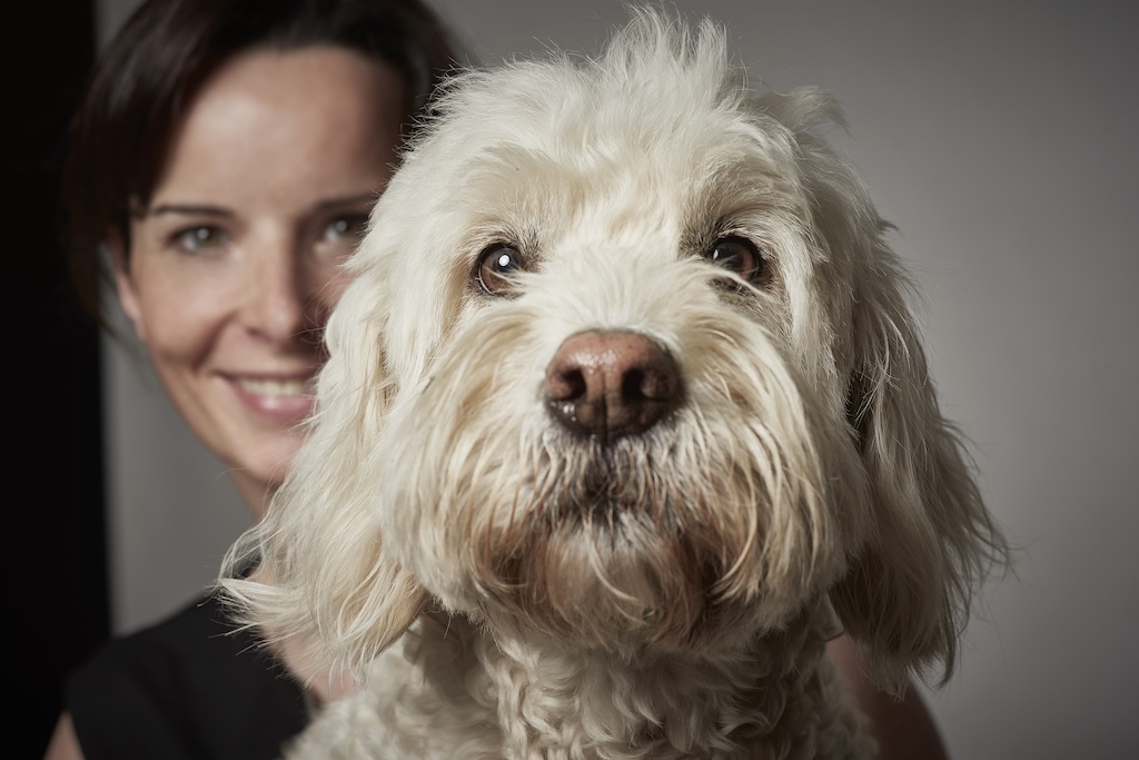 Sam und irgendwer im Hintergrund